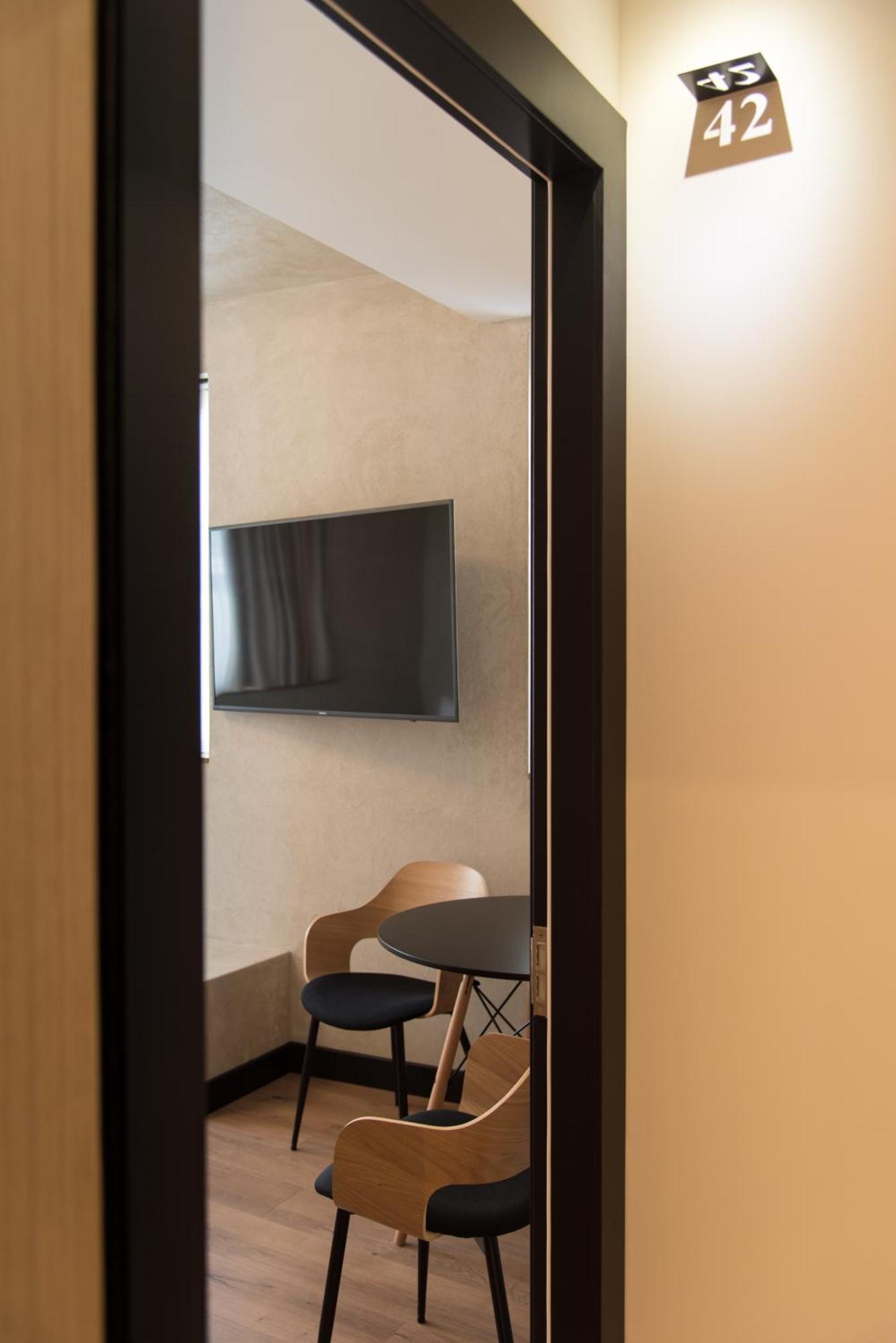 Aparthotel Athensowl Esterno foto